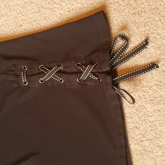 Torrid size 3 black sweatshirt with lace up sides - Picture 9 of 9